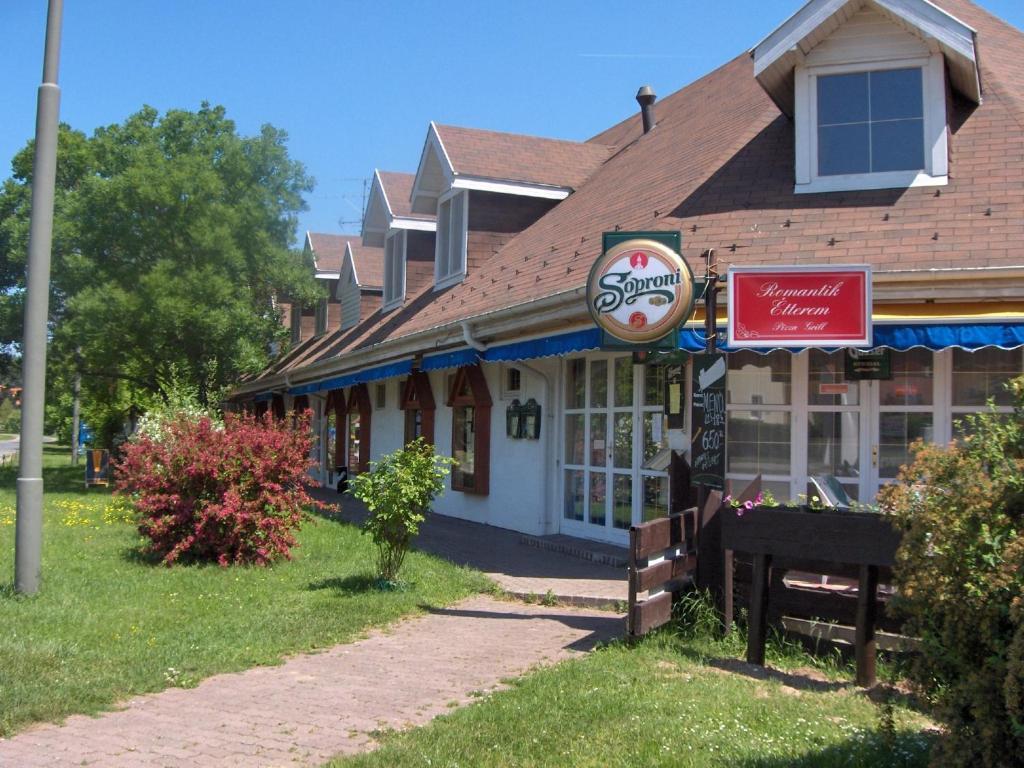Romantik Camping Es Panzio Bük Exterior foto